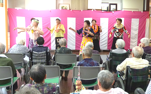 6月 演芸ボランティア 6月 演芸ボランティア